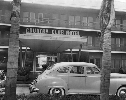 Country Club Hotel