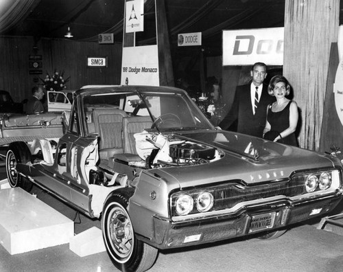 Dodge Monaco at Los Angeles Auto Show