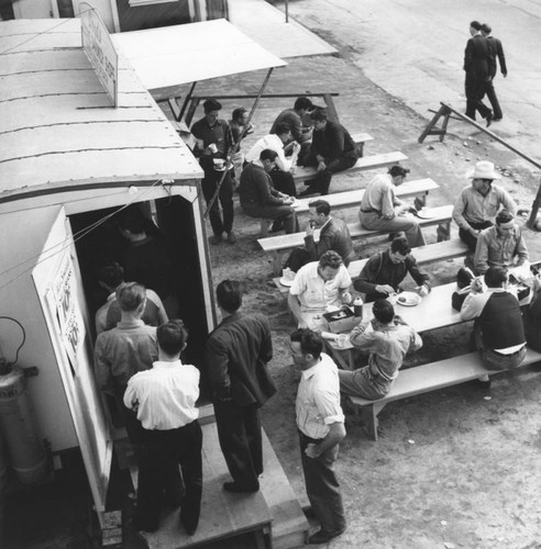 Lockheed lunch stand, view 2