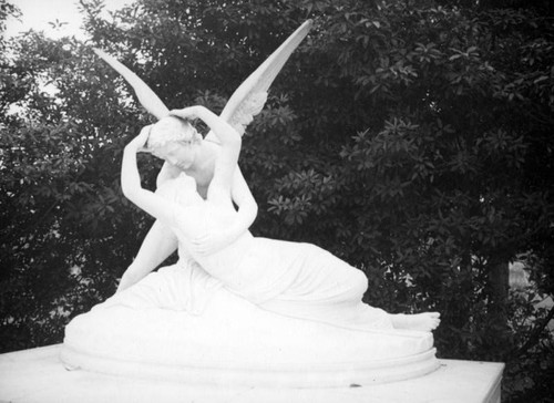 Cupid and Psyche at Hollywood Cemetery