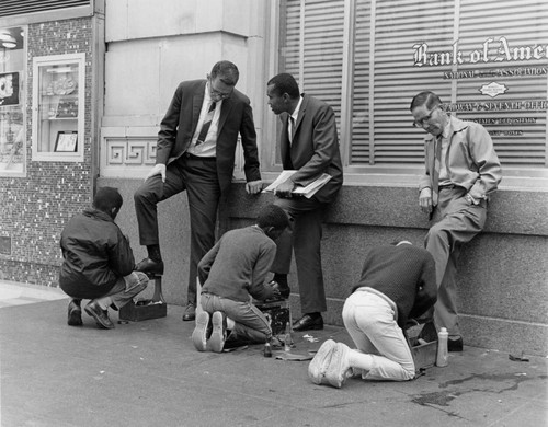 Shoe shining on Broadway