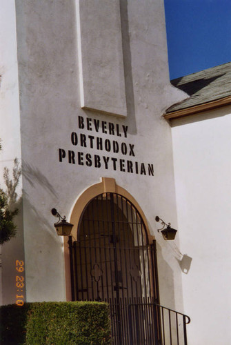 Beverly Orthodox Presbyterian Church, main entrance