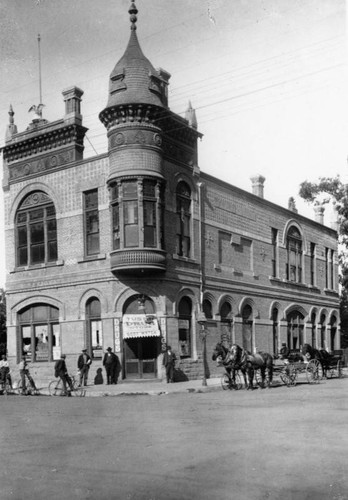 Tustin business block