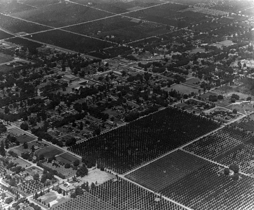 1924 Glendora, aerial view