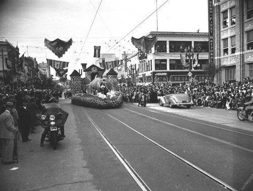 1938 Tournament of Roses Parade float