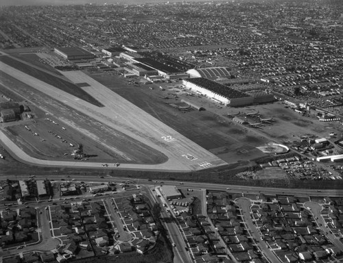 Bundy Drive and National Boulevard, looking west