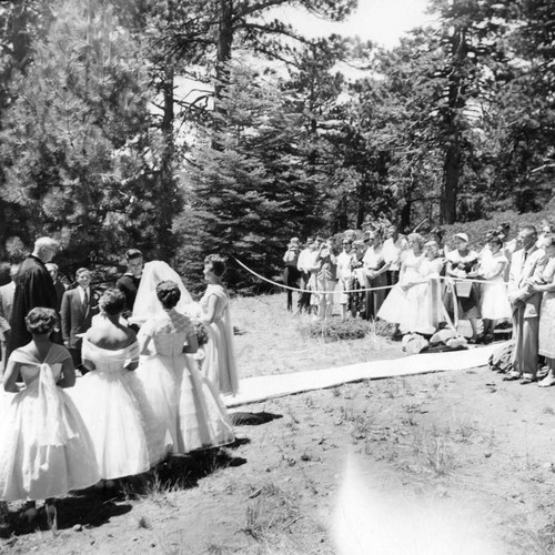 Big Bear offers scenery; variety of outdoor sports