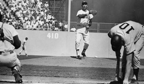 Koufax warms up