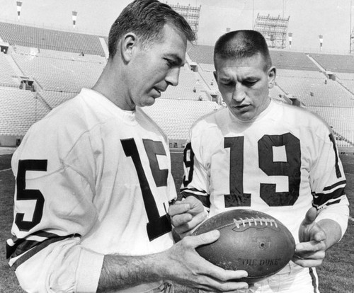Starr and Unitas in Pro Bowl
