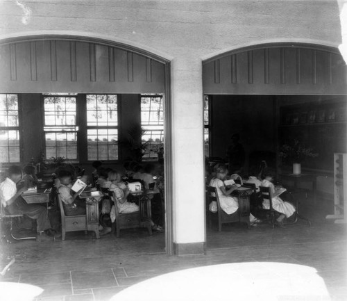 Corona Avenue School classroom