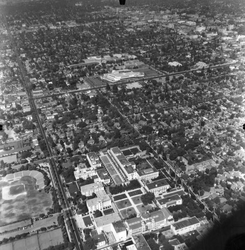 Aerial view of Pasadena, view 2