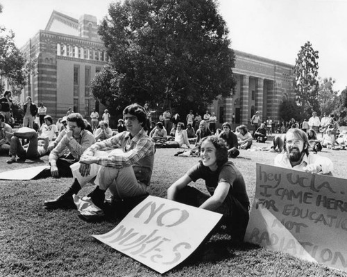 UCLA students at demonstration