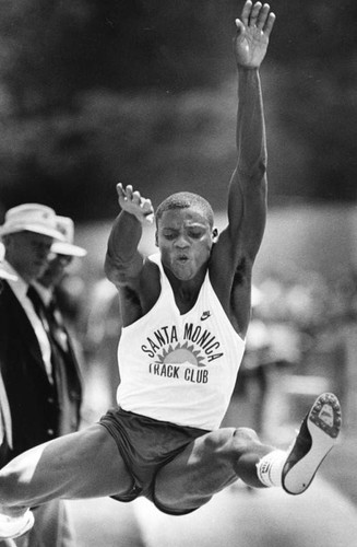 Carl Lewis makes jump