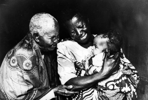 Chanya Blumenkrantz's great aunt and daughter in Kenya