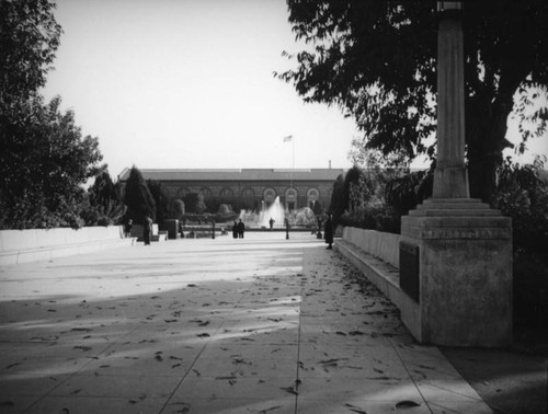 Exposition Park main entrance and State Exposition Building