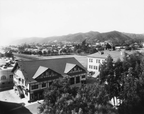 Hollywood High School