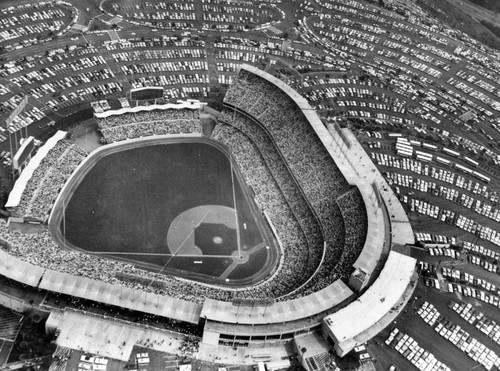 Dodger Stadium jam-packed