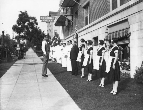 Jack Dempsey and restaurant staff