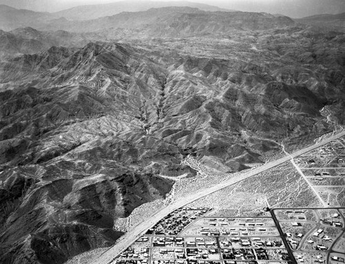 Cathedral City, looking west