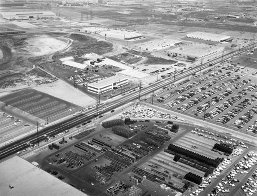 Slauson Avenue, Commerce, looking northeast