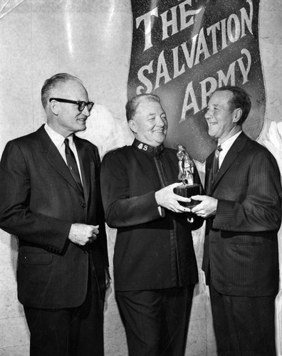 Salvation Army's Sally Award to Leonard K. Firestone