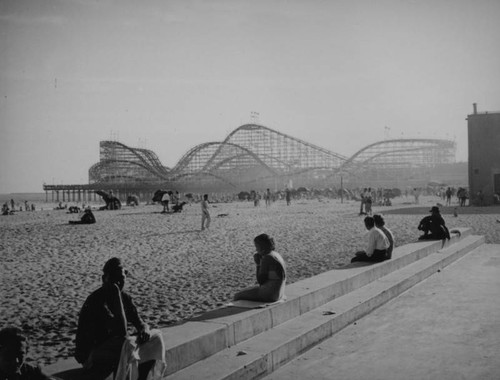 Cyclone Racer and beach