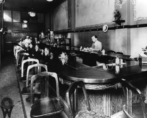 C.D. Turner Restaurant, interior