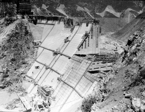 Pine Canyon Reservoir construction