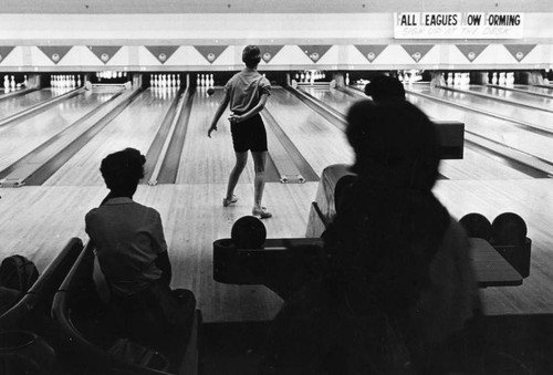 Lady bowlers