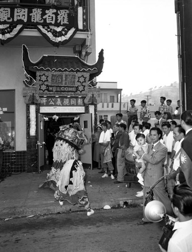 Lion dance at the Lung Kong Tin Yee Association