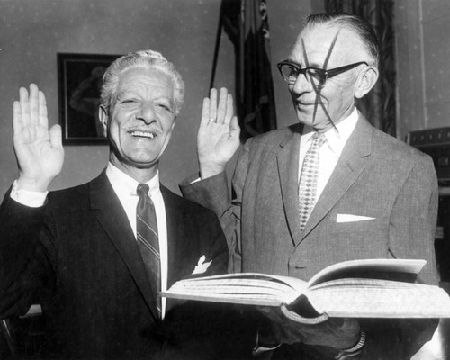 Navarro is sworn in