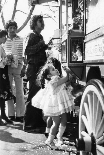 Buying popcorn at the Old Plaza