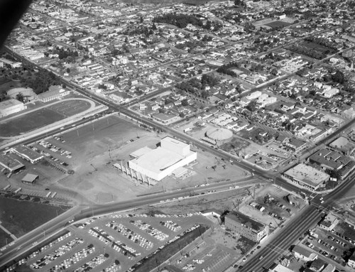 Santa Monica Civic Auditorium, looking east