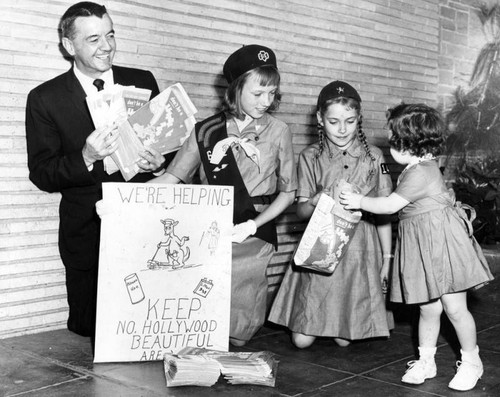 Girls learn to keep community clean