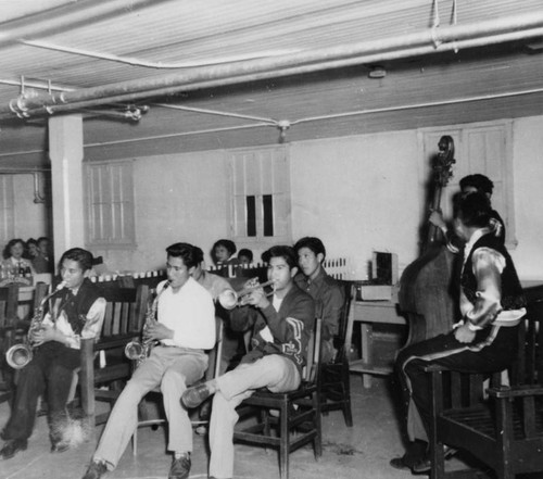 Navajo student musicians