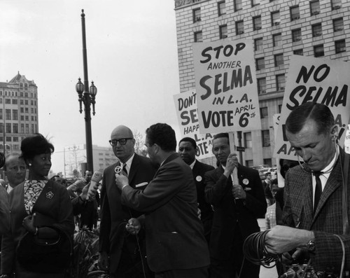 James Roosevelt attends civil rights rally