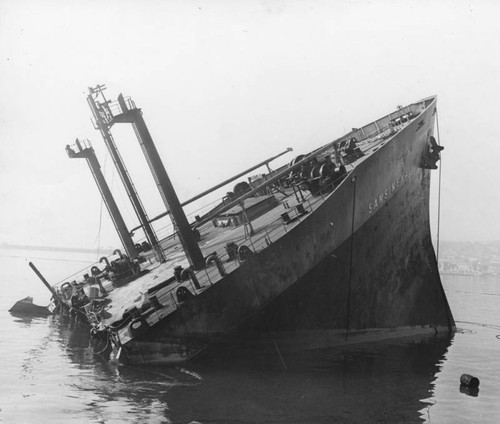 Los Angeles Harbor oil tanker explosion