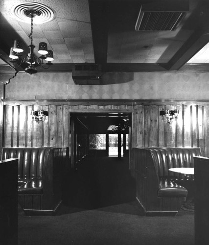 Chasen's prior to demolition, dining room