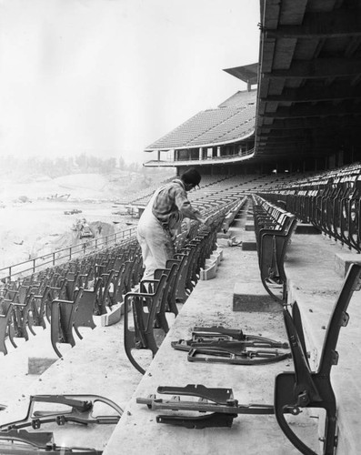 Dodger Stadium construction