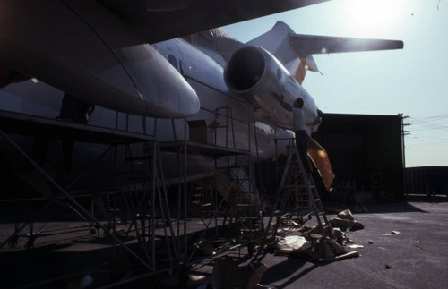 Airplane maintenance, Hollywood-Burbank Airport