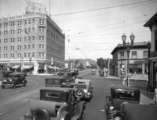 Broadway and Glendale Ave