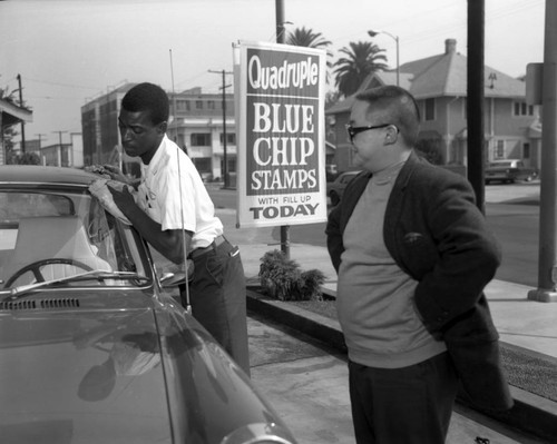 Mobil Service Station on Arlington Avenue