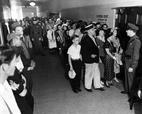 Spectators at Albert Dyer trial