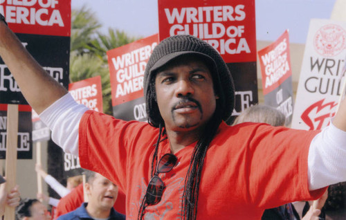 Picketers at Paramount Pictures 2007