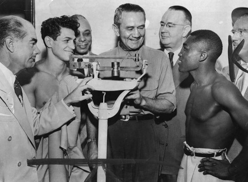 Carter and Aragon weigh-in