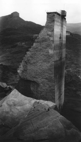 Closer view of the "Tombstone", St. Francis Dam