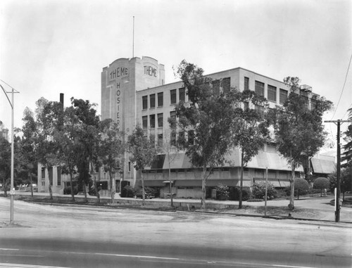 Theme Hosiery Building, angeled view of front exterior