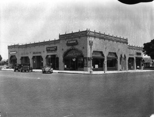 14th and Wilshire, Santa Monica