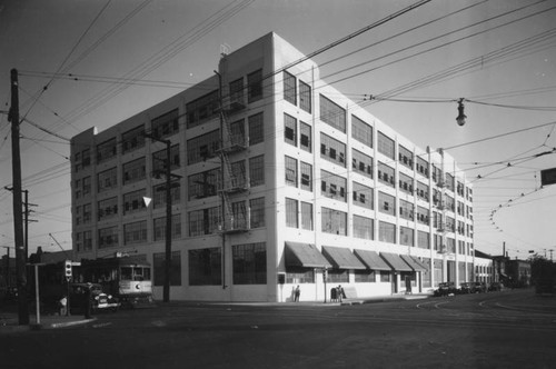 Brownstein-Louis Co. building