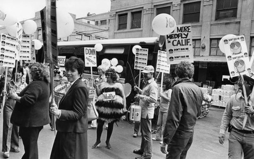 "Don't Bug Me", Mediterranean fruit-fly protest